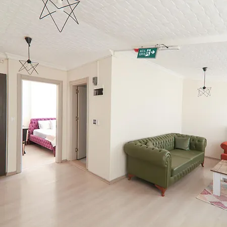 Paradise Ξενοδοχείο με διαμερίσματα *